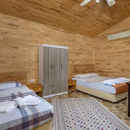 Flora Cirali Homestay Kemer