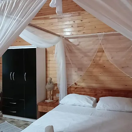 Flora Cirali Homestay szállás Kemer