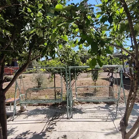 Δωμάτια σε οικογενειακή κατοικία Flora Cirali Κεμέρ